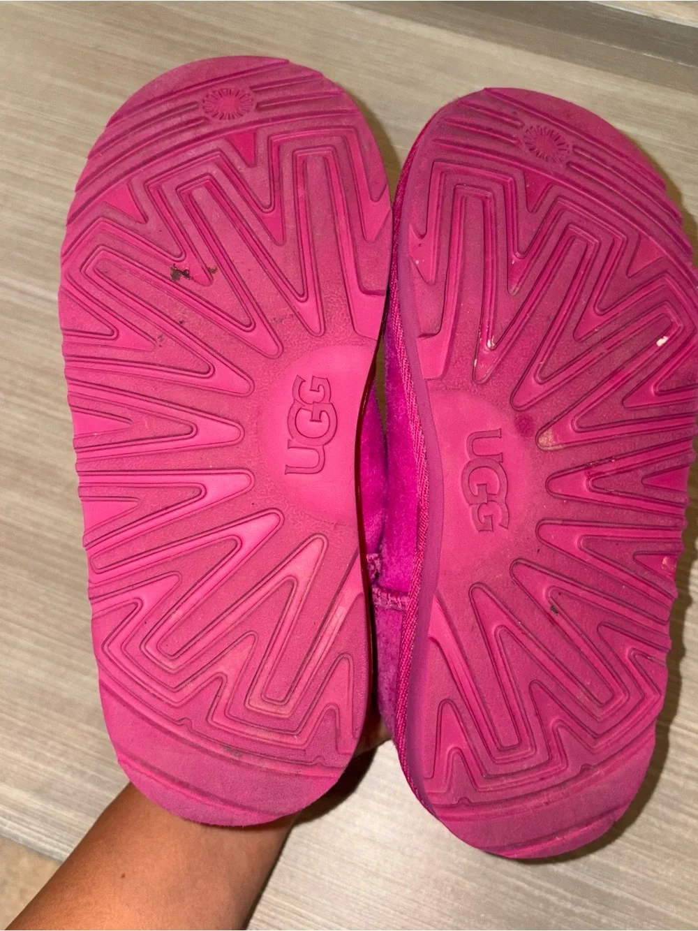 Ugg Girls’ Pink Classic Ultra Mini Boots- SZ 1